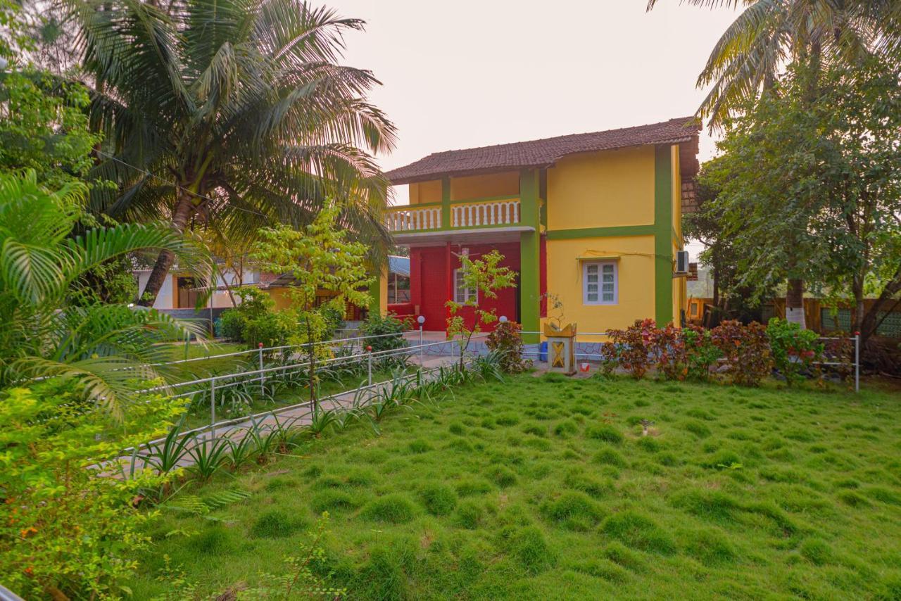 Prajakta Rest House Alībāg Eksteriør bilde