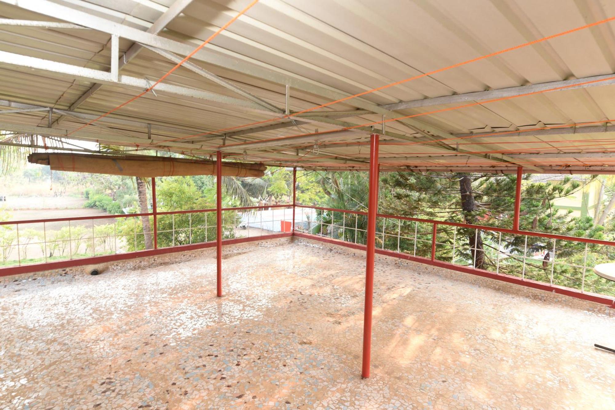 Prajakta Rest House Alībāg Rom bilde